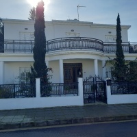 5 Bedrooms Detached House In Ormidia