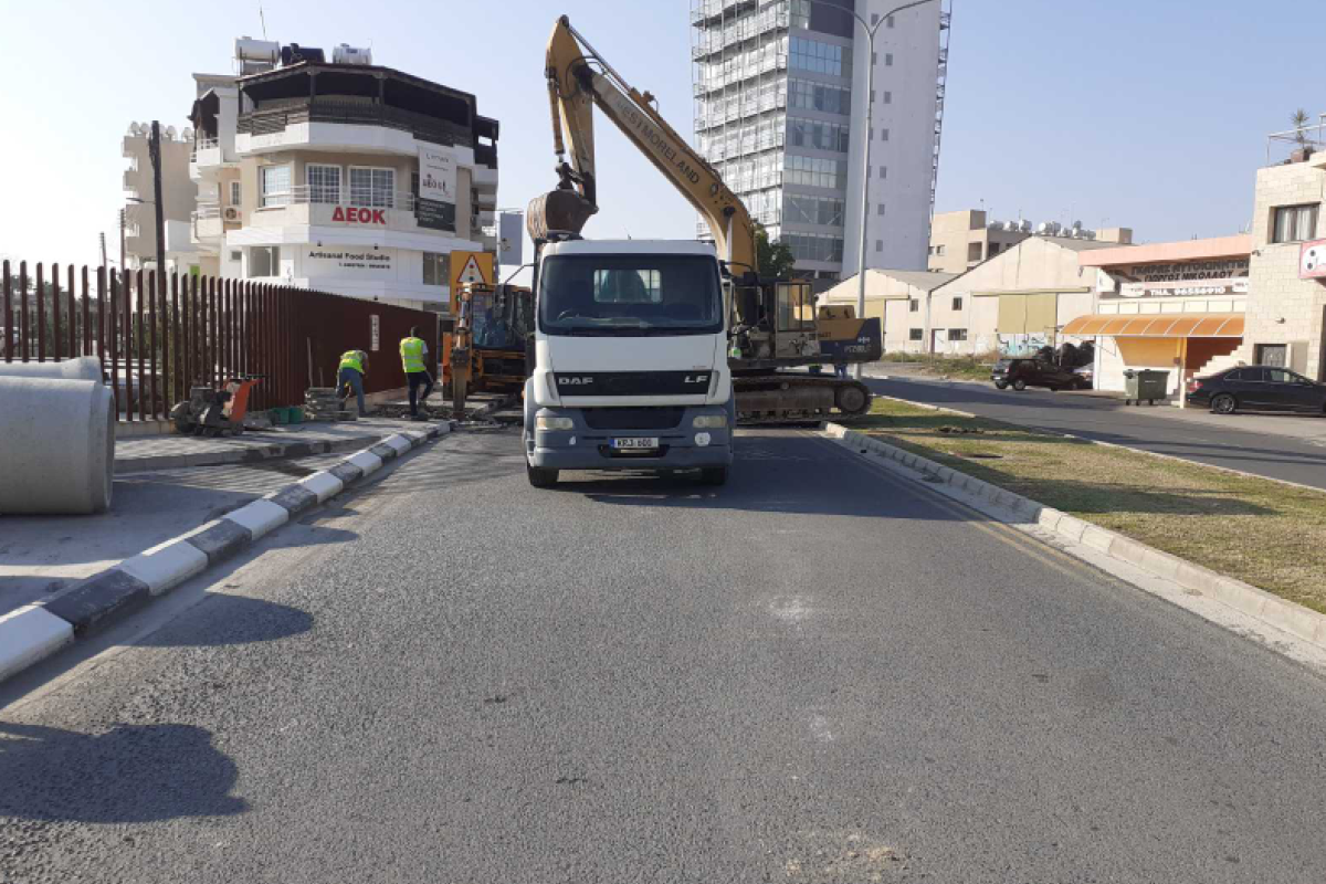 Additional flood protection works on Alexandrou Panagouli Avenue in Larnaca