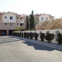 A 1 bedroom ground floor apartment for sale in Pyla close to amenities and the beach