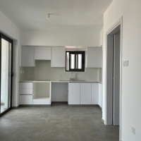 Top floor apartment with roof garden in Livadia