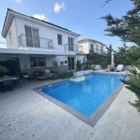 4 bedroom spacious house in Pervolia