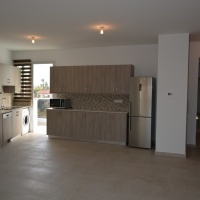 Modern 3-bedroom whole floor apartment in Larnaca Center